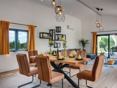 Villa - Villa Radola with Heated Pool - Features photo 24