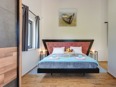 Villa - Villa Radola with Heated Pool - Features photo 31