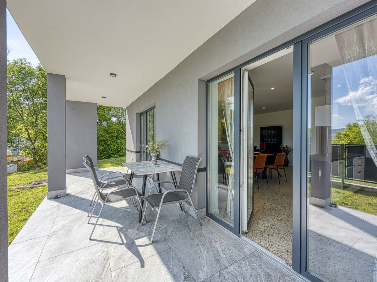 Holiday house - Holiday House Rhapsody