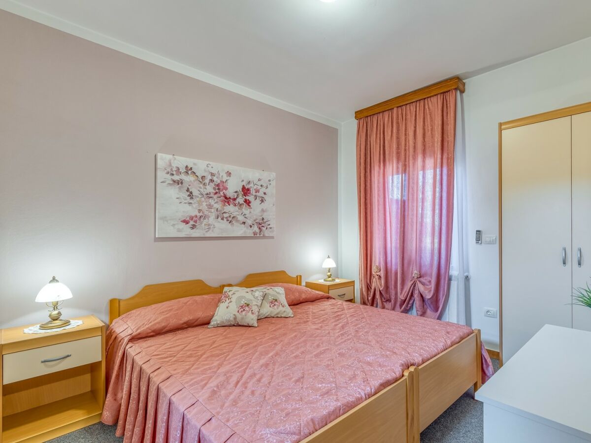 Apartment Haus Diana - Two-Bedroom Apartment A2 - Features photo 5