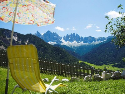 Apartment Chalet in Funes Valley with Dolomites Views in Villnoess - Apartment