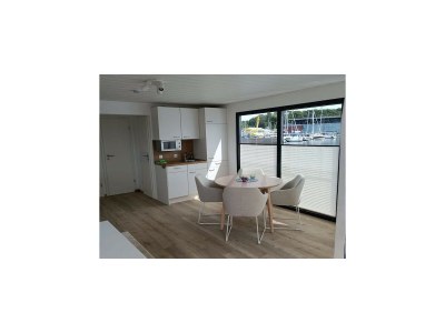 House boat Hausboot in Laboe an der Kieler Foerde - Features photo 8