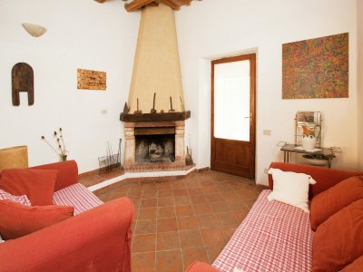 Farmhouse Scenic Tuscan Farmhouse - Features photo 22