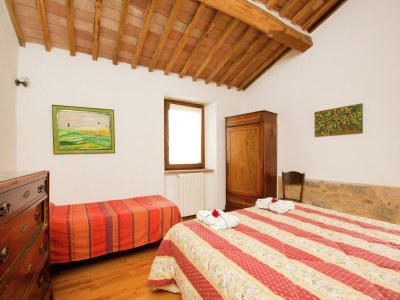 Farmhouse Scenic Tuscan Farmhouse - Features photo 24