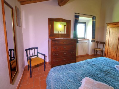 Farmhouse Cottage in Tuscany with patio - Features photo 16