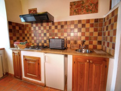 Farmhouse Cottage in Tuscany with patio - Features photo 23