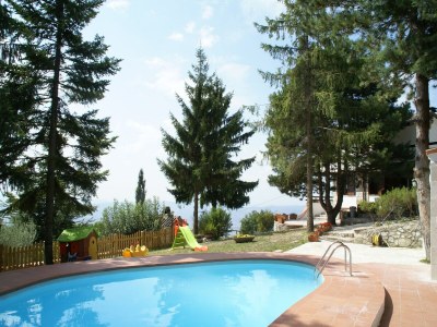 Apartment Holiday Home in Umbria with Panoramic Views - Outdoor photo 7