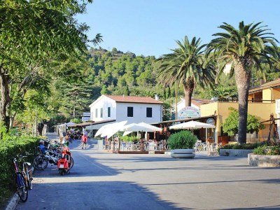 Holiday park Apartment in Bagnaia near Gulf of Portoferraio - Outdoor photo 10