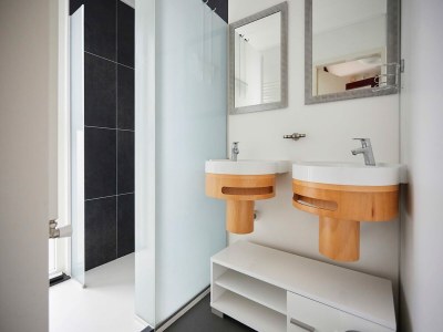 Holiday park Holiday Home in Zeeland near Lake & Sauna - Features photo 2