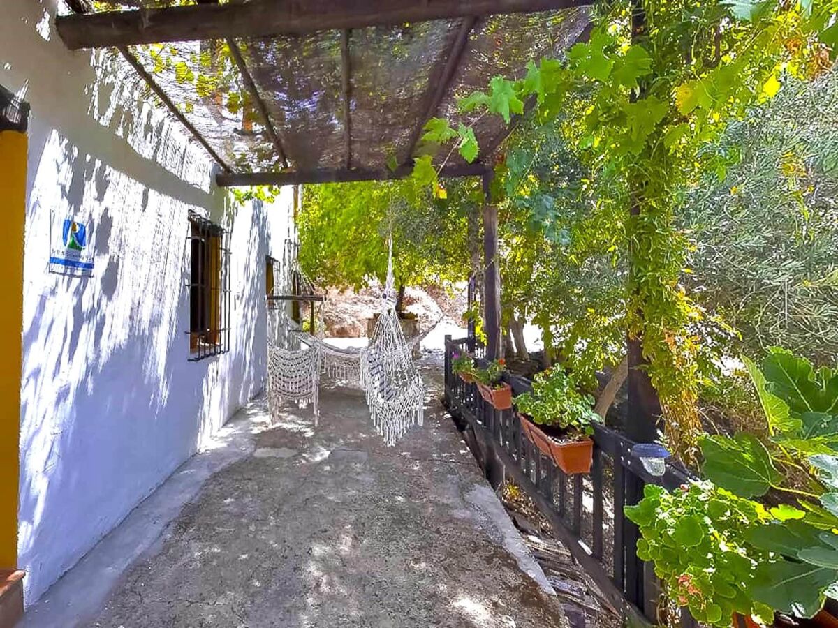 Holiday house Bauernhaus am Fluss in Algarinejo - Outdoor photo 2