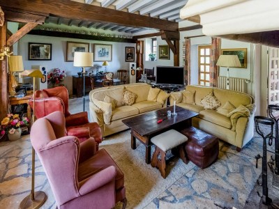 Castle Schönes Schloss in Le Veurdre mit privatem Pool - Features photo 12