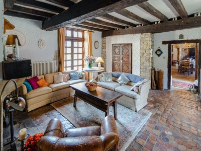 Castle Schönes Schloss in Le Veurdre mit privatem Pool - Features photo 19