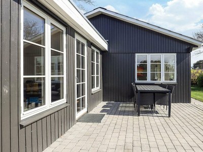 Holiday house Gemütliches Sommerhaus in der Nähe von Ore Strand - Outdoor photo 10