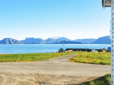 Holiday house 6 person holiday home in Fjørtoft - Holiday house