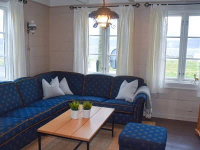 Holiday house 6 person holiday home in Fjørtoft - Outdoor photo 6