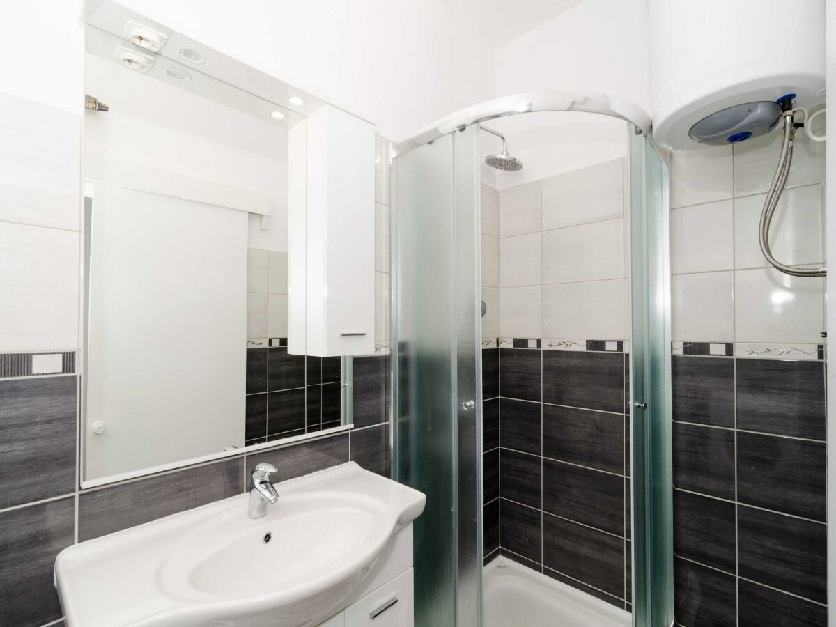 Apartment Apartment with terrace and sea view - Features photo 4