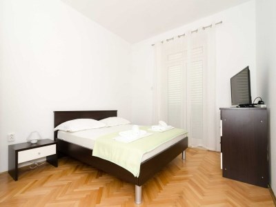 Apartment Apartment with terrace and sea view - Features photo 5