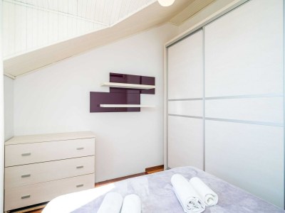 Apartment Apartments Isabora - Premium Two-Bedroom Apartment with Terrace and Sea View - Features photo 3