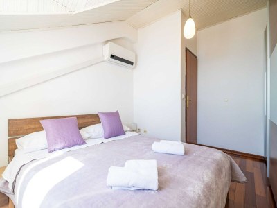 Apartment Apartments Isabora - Premium Two-Bedroom Apartment with Terrace and Sea View - Features photo 4