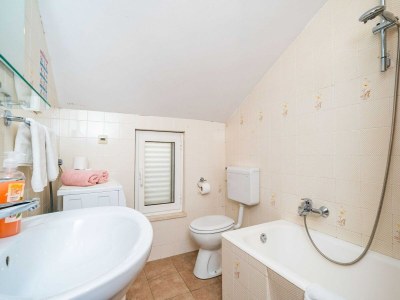 Apartment Apartments Isabora - Premium Two-Bedroom Apartment with Terrace and Sea View - Features photo 11