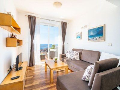 Apartment Apartments Isabora - Premium Two-Bedroom Apartment with Terrace and Sea View - Features photo 15