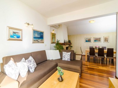 Apartment Apartments Isabora - Premium Two-Bedroom Apartment with Terrace and Sea View - Outdoor photo 19