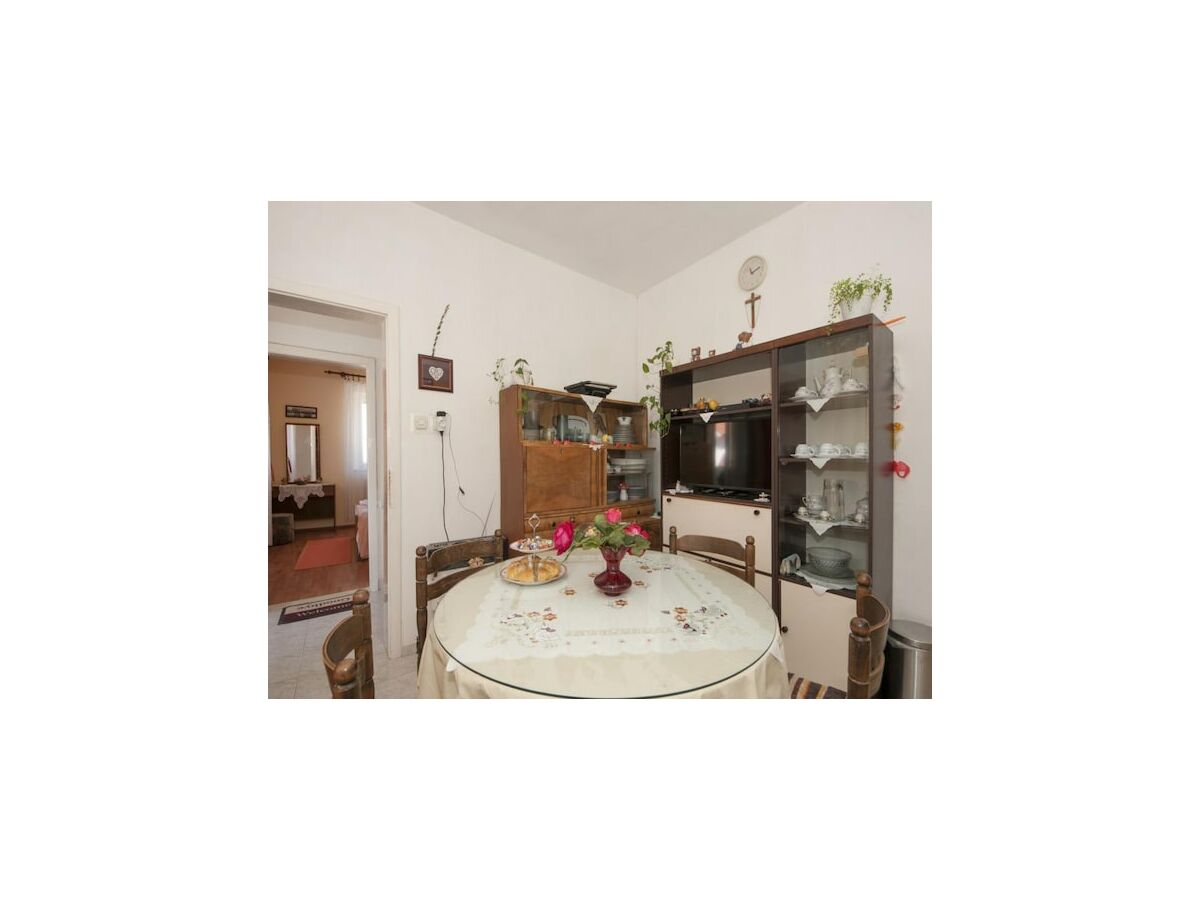 Apartment Two Bedroom Apartment with Terrace(A1)