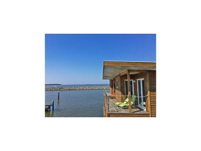 House boat Hausboot in Barth am Barther Bodden in Fischland-Darss-Zingst - House boat
