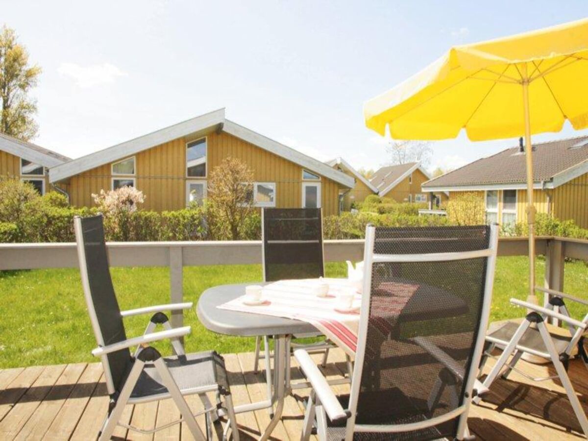 Holiday house Ferienhaus im Ferienpark Mueritz - Outdoor photo 2