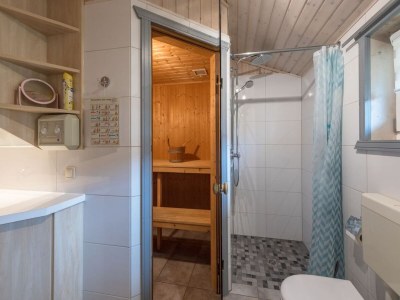 Holiday house Ferienhaus im Ferienpark Mueritz - Outdoor photo 32