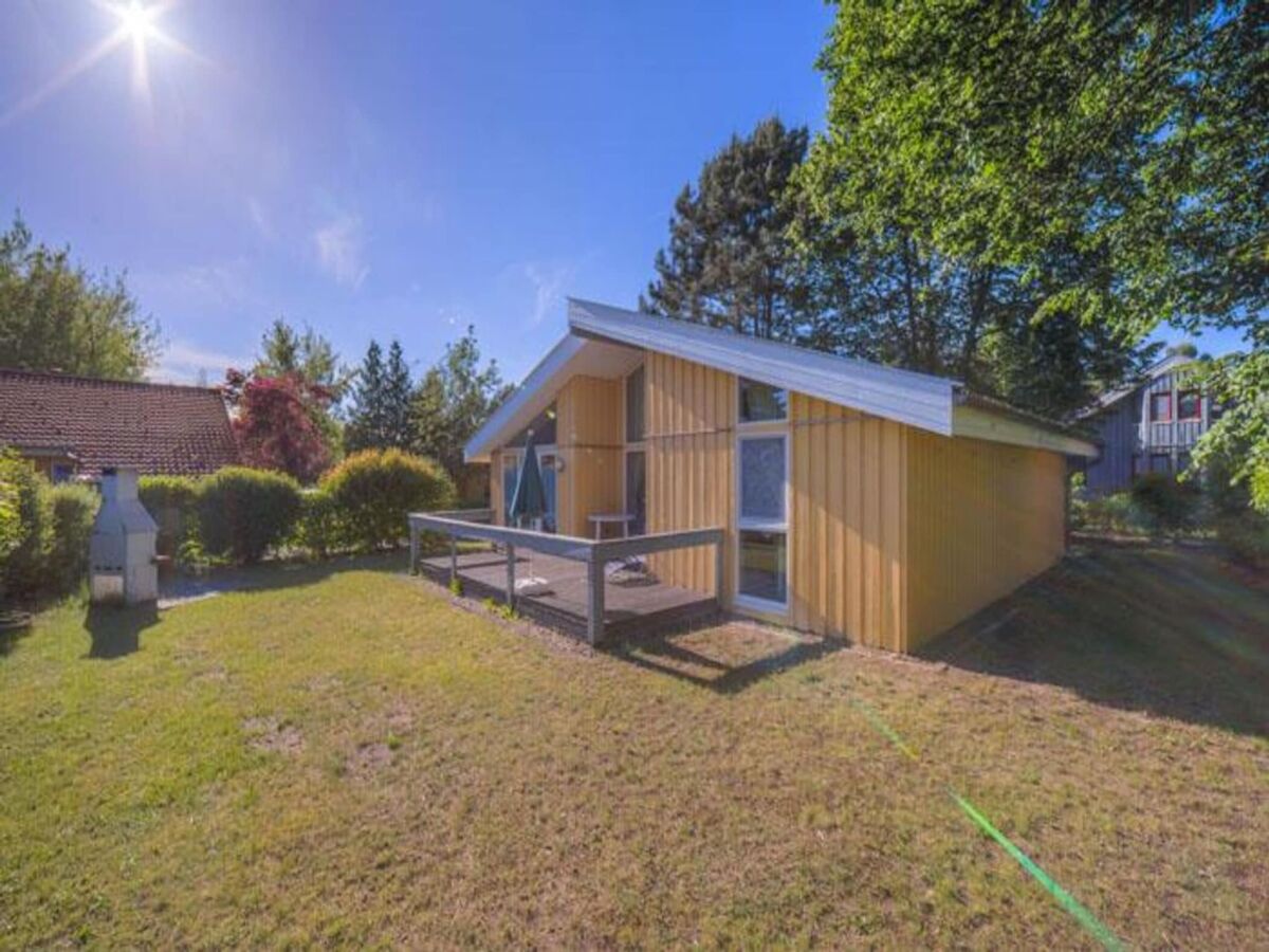 Holiday house Ferienhaus mit Sauna im Ferienpark Mirow - Outdoor photo 2