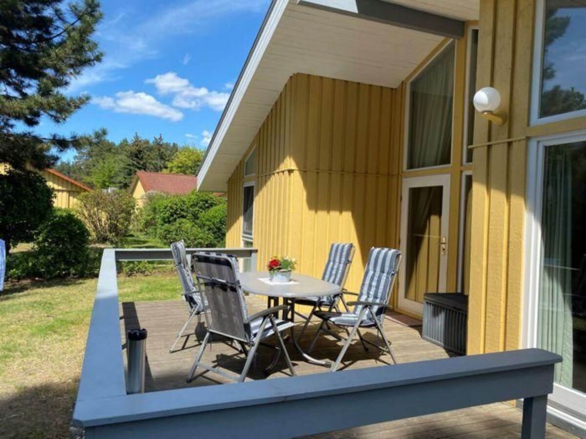 Holiday house Ferienhaus mit Sauna im Ferienpark Mirow - Outdoor photo 3