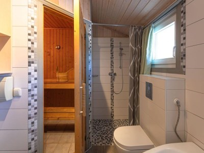 Holiday house Ferienhaus mit Sauna im Ferienpark Mirow - Outdoor photo 27