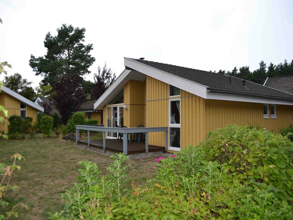 Holiday house Ferienhaus mit Sauna im Ferienpark Mirow - Outdoor photo 3