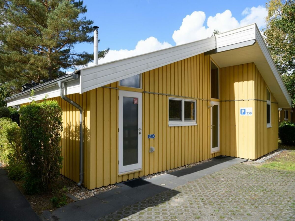 Holiday house Ferienhaus mit Sauna im Ferienpark Mirow