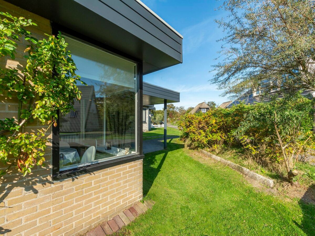 Holiday house Bungalow in Sint Maartenszee am Strand - Outdoor photo 4