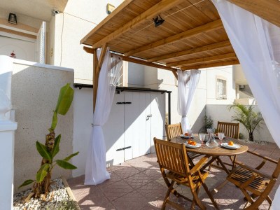 row house Casa Cristina by Fidalsa - Outdoor photo 5