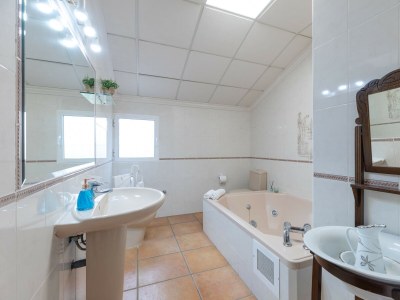 Villa Fidalsa Divine Hiding - Features photo 30