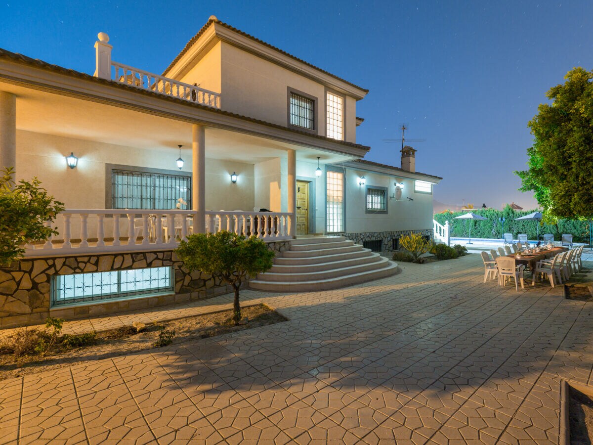 Villa Fidalsa Grand White House - Outdoor photo 3