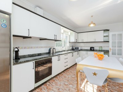 Villa Fidalsa Grand White House - Features photo 14