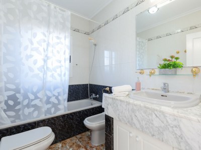 Villa Fidalsa Grand White House - Features photo 30