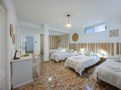 Villa Fidalsa Grand White House - Features photo 34