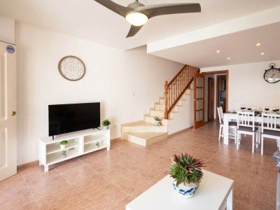 Villa Golden Coast Retreat by Fidalsa - Features photo 16