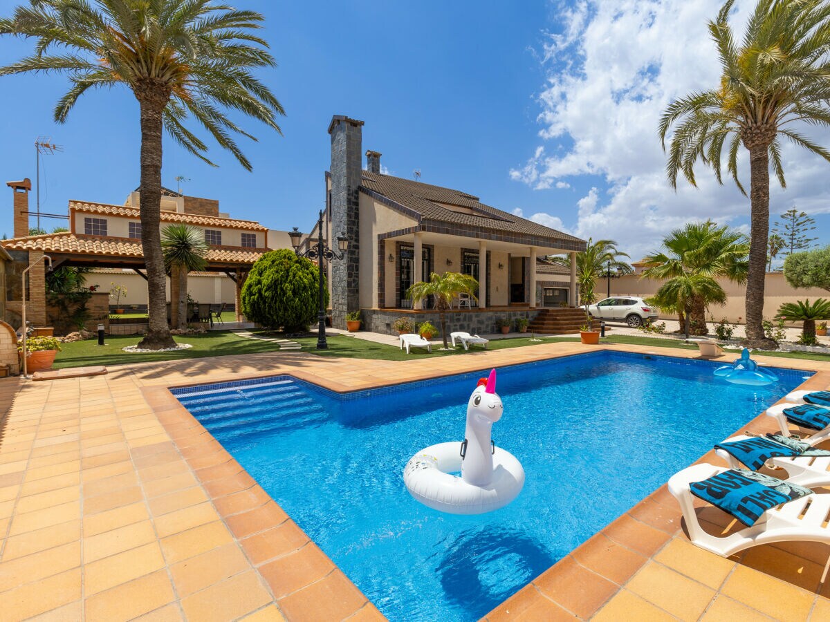 Villa Paradise Palms by Fidalsa