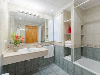 Apartment Stars Courtyard by Fidalsa - Features photo 15