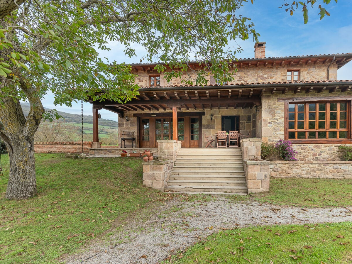 Villa The Stone House by Fidalsa