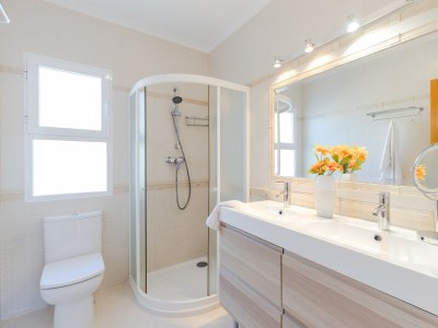 Villa Urban Elegance by Fidalsa - Features photo 25