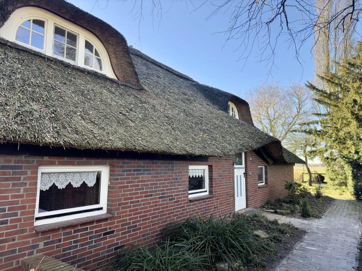 Apartment Ferienwohnung im Reetdachhaus, Burhave - Outdoor photo 4