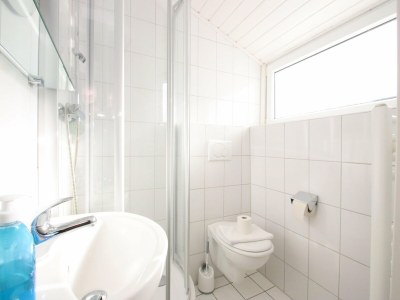 Apartment Ferienwohnung im Reetdachhaus, Burhave - Features photo 9