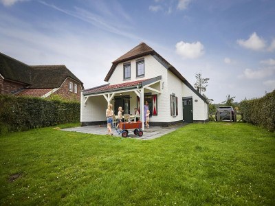 Holiday park Farmhouse in Limburg with Subtropical Pool - Outdoor photo 2